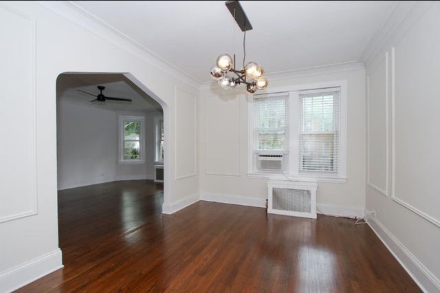 1445 W Elmdale Avenue 1, Chicago, IL 60660