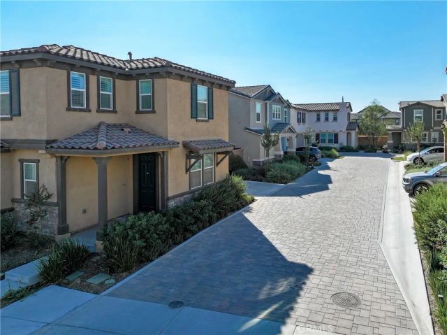 3938 Cambria Privado, Ontario, CA 91762