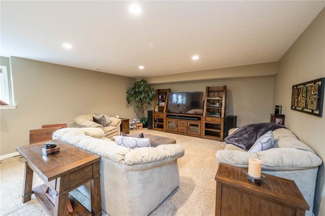 1250 Daylily Way, Tipp City, OH 45373