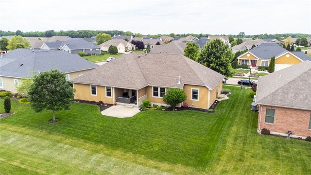 1250 Daylily Way, Tipp City, OH 45373
