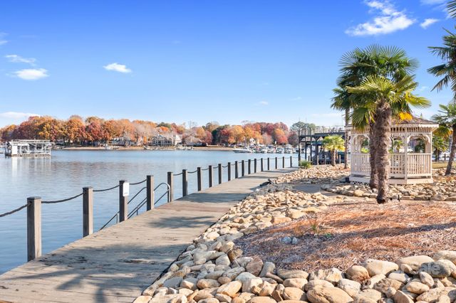 20332 Colony Point Lane, Cornelius, NC 28031