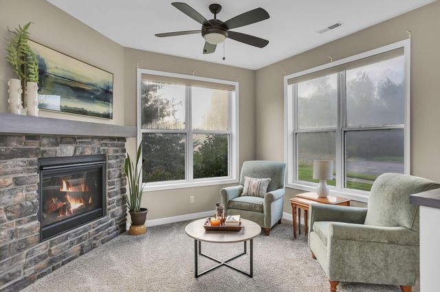 1302 10th Street N, Hudson, WI 54016