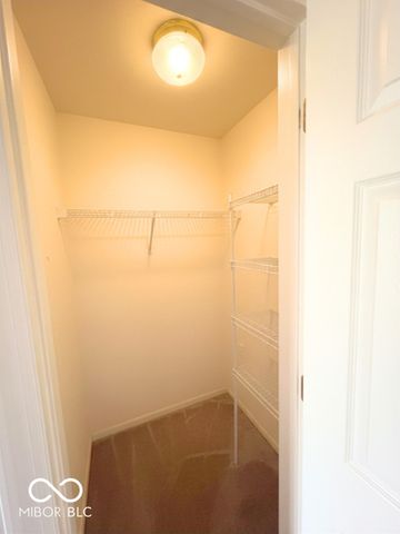 5447 Kelvington Lane, Indianapolis, IN 46254