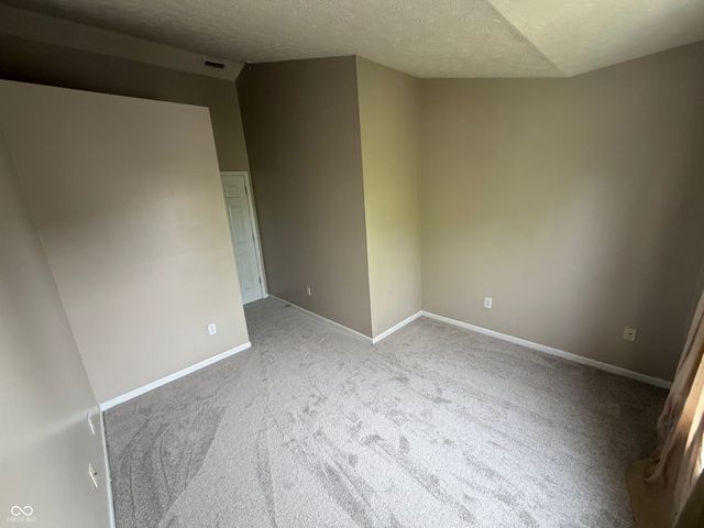 5447 Kelvington Lane, Indianapolis, IN 46254