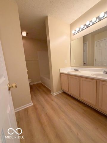 5447 Kelvington Lane, Indianapolis, IN 46254