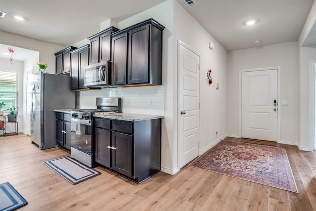 3901 Kenworth Lane, Mckinney, TX 75071