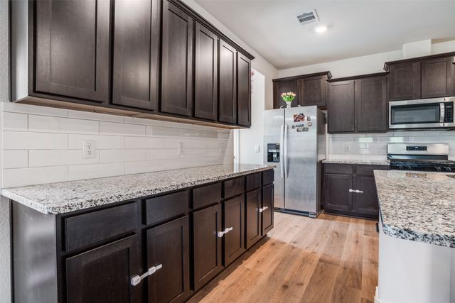 3901 Kenworth Lane, Mckinney, TX 75071