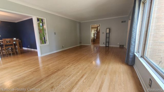 821 Pemberton Road, Grosse Pointe Park, MI 48230