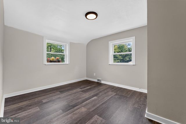 6 NORBERT ST, Pittsburgh, PA 15202