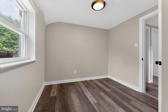 6 NORBERT ST, Pittsburgh, PA 15202