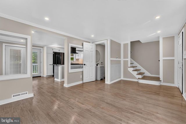 6 NORBERT ST, Pittsburgh, PA 15202