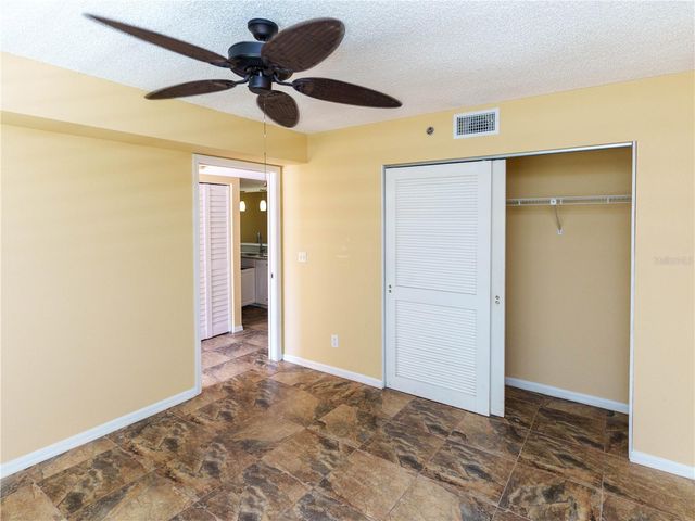 9510 HARBOR GREENS WAY 207, Seminole, FL 33776