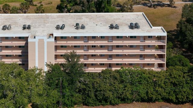 9510 HARBOR GREENS WAY 207, Seminole, FL 33776