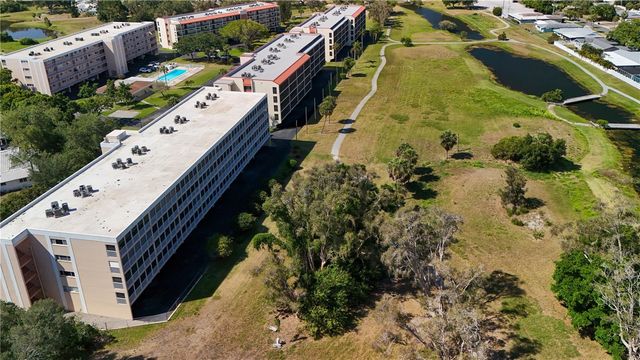 9510 HARBOR GREENS WAY 207, Seminole, FL 33776