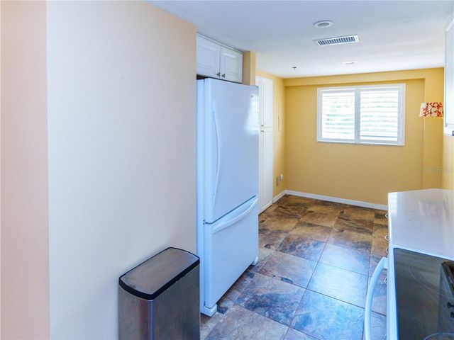 9510 HARBOR GREENS WAY 207, Seminole, FL 33776