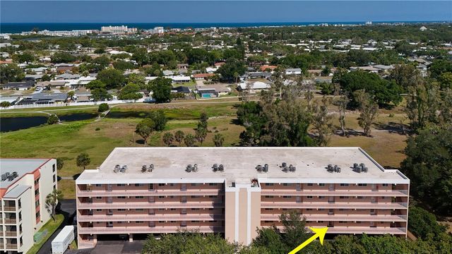 9510 HARBOR GREENS WAY 207, Seminole, FL 33776