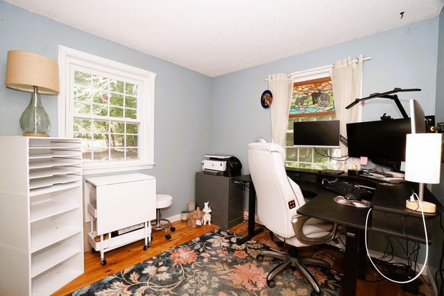 90 Green Road, Raymond, NH 03077