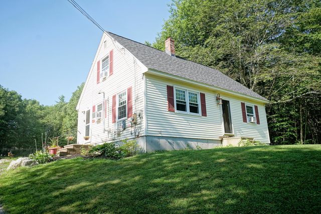 90 Green Road, Raymond, NH 03077