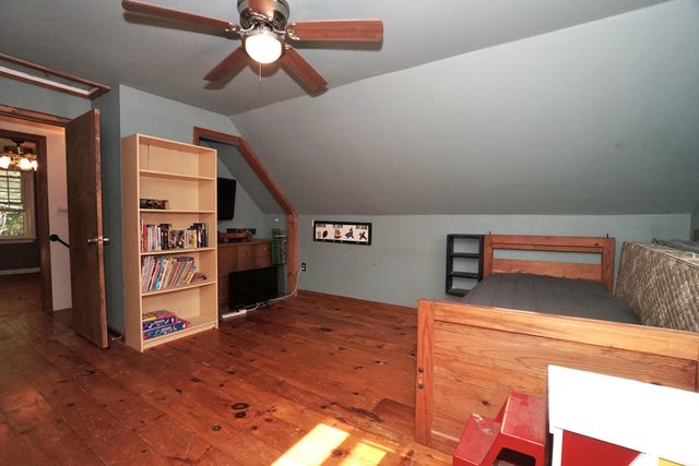 90 Green Road, Raymond, NH 03077