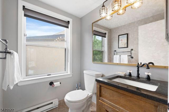 50 Pine St 215, Montclair Twp., NJ 07042