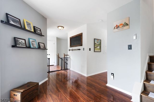 50 Pine St 215, Montclair Twp., NJ 07042