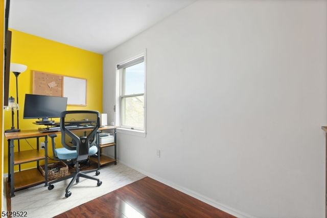 50 Pine St 215, Montclair Twp., NJ 07042