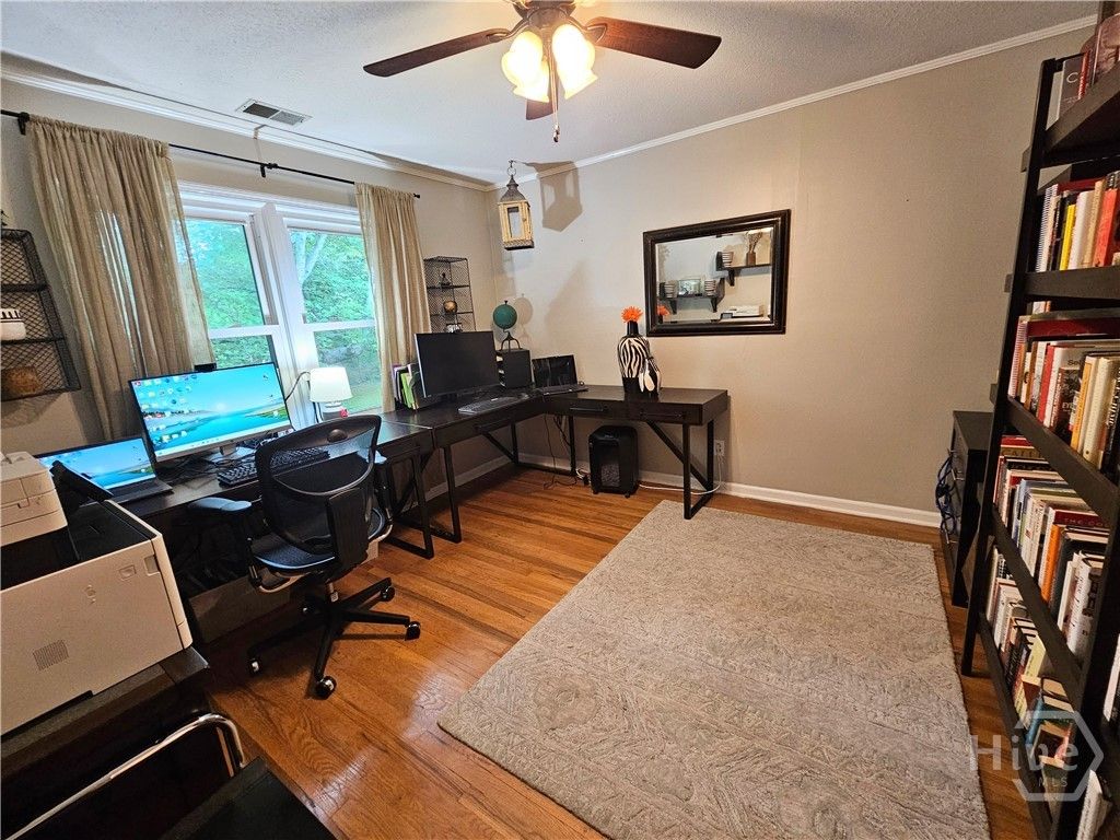 Image 38 of property listing at 160 Edgewood Drive, Athens, GA 30606