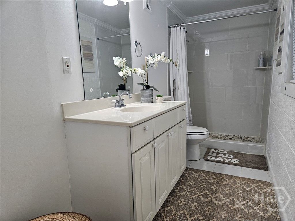 Image 51 of property listing at 160 Edgewood Drive, Athens, GA 30606