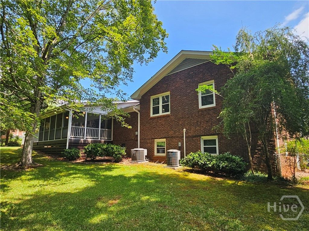 Image 54 of property listing at 160 Edgewood Drive, Athens, GA 30606