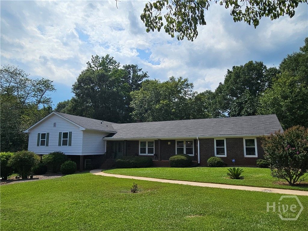 Image 60 of property listing at 160 Edgewood Drive, Athens, GA 30606