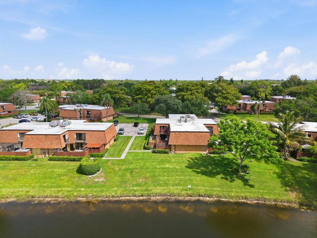 2306 23rd Lane, Greenacres, FL 33463