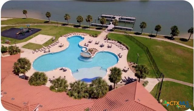 159 Chateau Way, Port O'connor, TX 77982