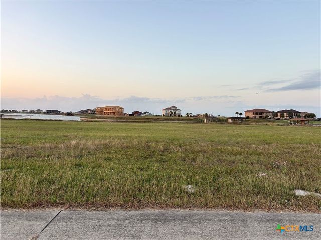 159 Chateau Way, Port O'connor, TX 77982