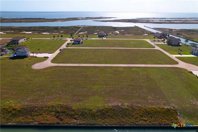 159 Chateau Way, Port O'connor, TX 77982