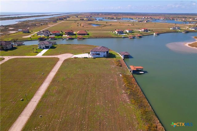 159 Chateau Way, Port O'connor, TX 77982