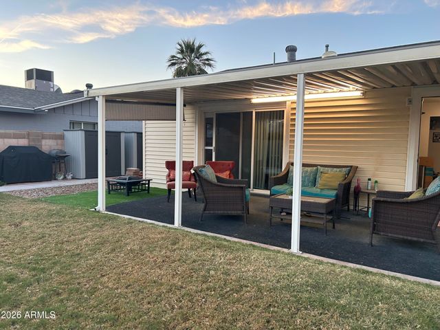 217 E GENEVA Drive, Tempe, AZ 85282