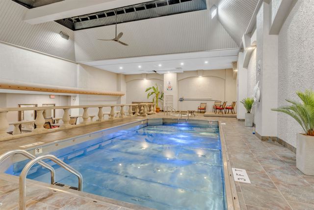 109 N Main St Apt 1212, Memphis, TN 38103