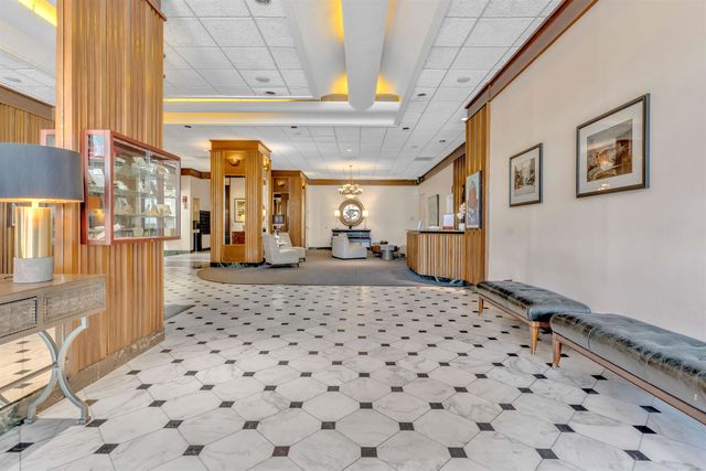 109 N Main St Apt 1212, Memphis, TN 38103