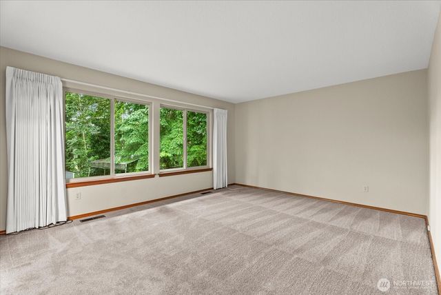 28316 190th Street SE, Kent, WA 98042