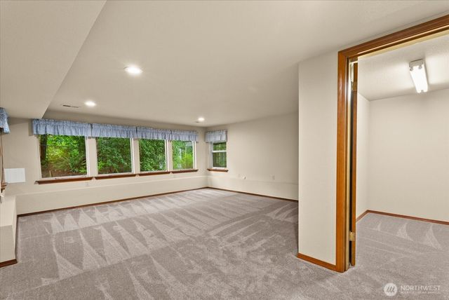 28316 190th Street SE, Kent, WA 98042