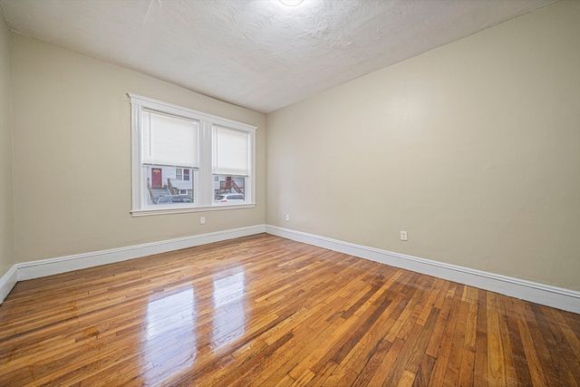 46 Astoria 1, Boston, MA 02126