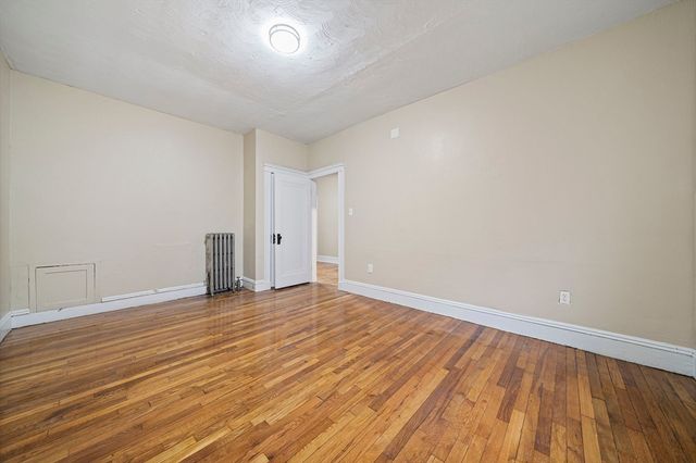 46 Astoria 1, Boston, MA 02126