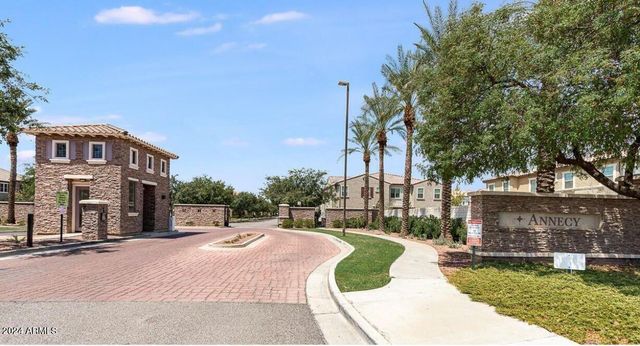1871 E HAMPTON Lane 101, Gilbert, AZ 85295