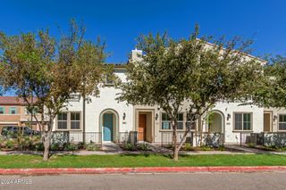 1871 E HAMPTON Lane 101, Gilbert, AZ 85295