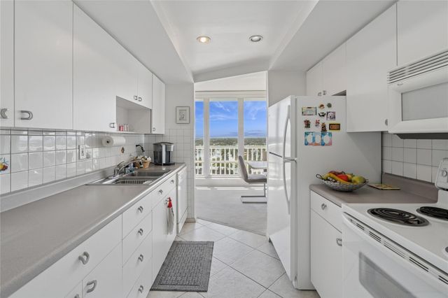 4020 Galt Ocean Drive 1101, Fort Lauderdale, FL 33308