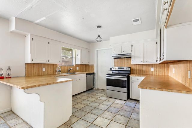 81 Dogwood St, Shepherd, TX 77371