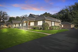 125 Hillview Court, Heath, OH 43056