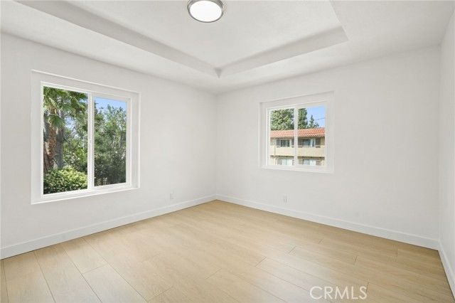 7010 Lennox Avenue, Van Nuys (los Angeles), CA 91405