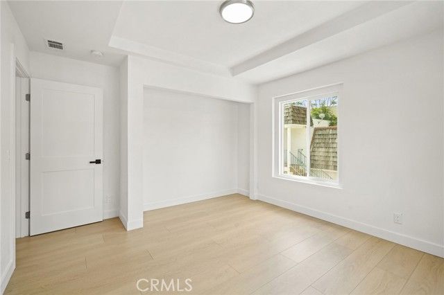 7010 Lennox Avenue, Van Nuys (los Angeles), CA 91405