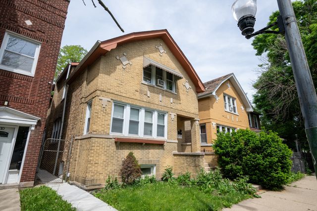 3312 N KOSTNER Avenue 1, Chicago, IL 60641